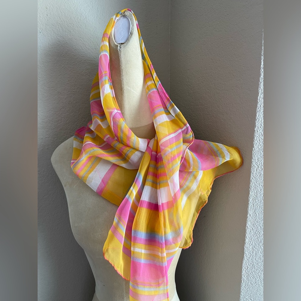 Colorful, vintage silk scarf - Picture 3 of 4